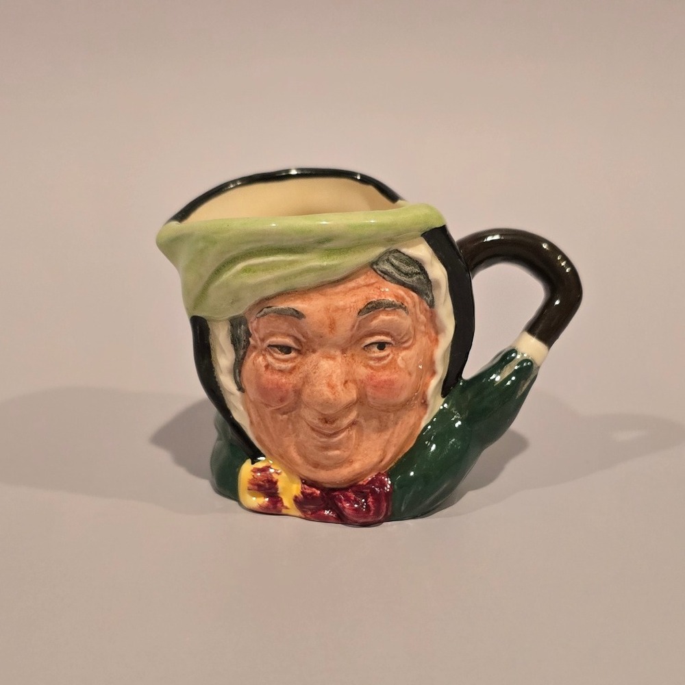 Royal Doulton Sairey Gamp Dickens Character Jug D6045 Collectible Mini Mug‎